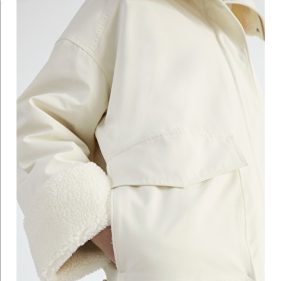 & Other Stories Boxy Oversized Shearling Jacket Black - Picture 4 of 5